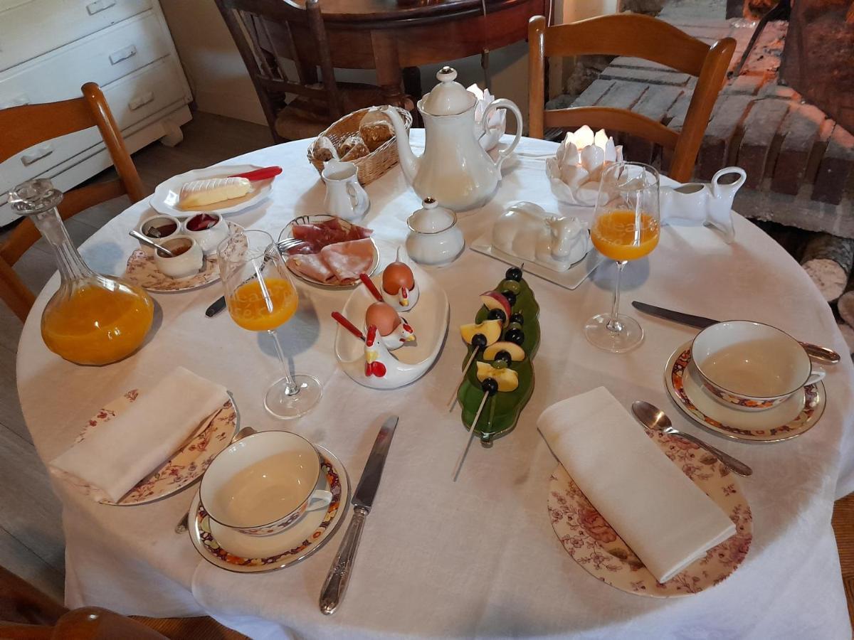Aux Glycines Bed & Breakfast Marcilly-Ogny Ngoại thất bức ảnh